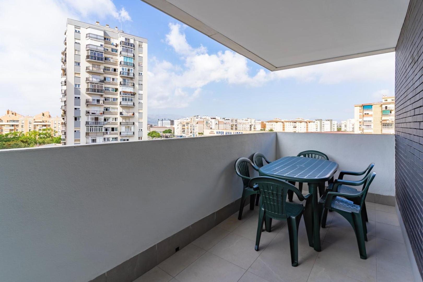 Guestready - Sunny Seaside Escape In Malaga Apartment Exterior photo